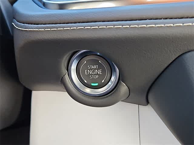 Thumbnail: 2026 Chevrolet Suburban - 20