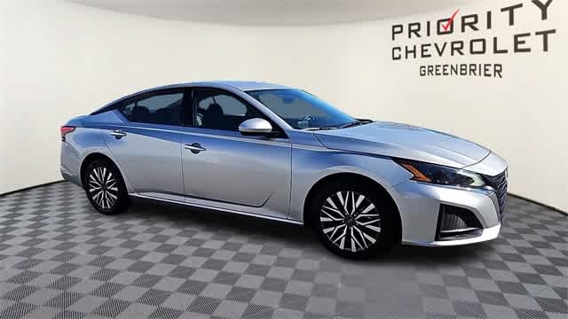 Thumbnail: 2023 Nissan Altima - 2