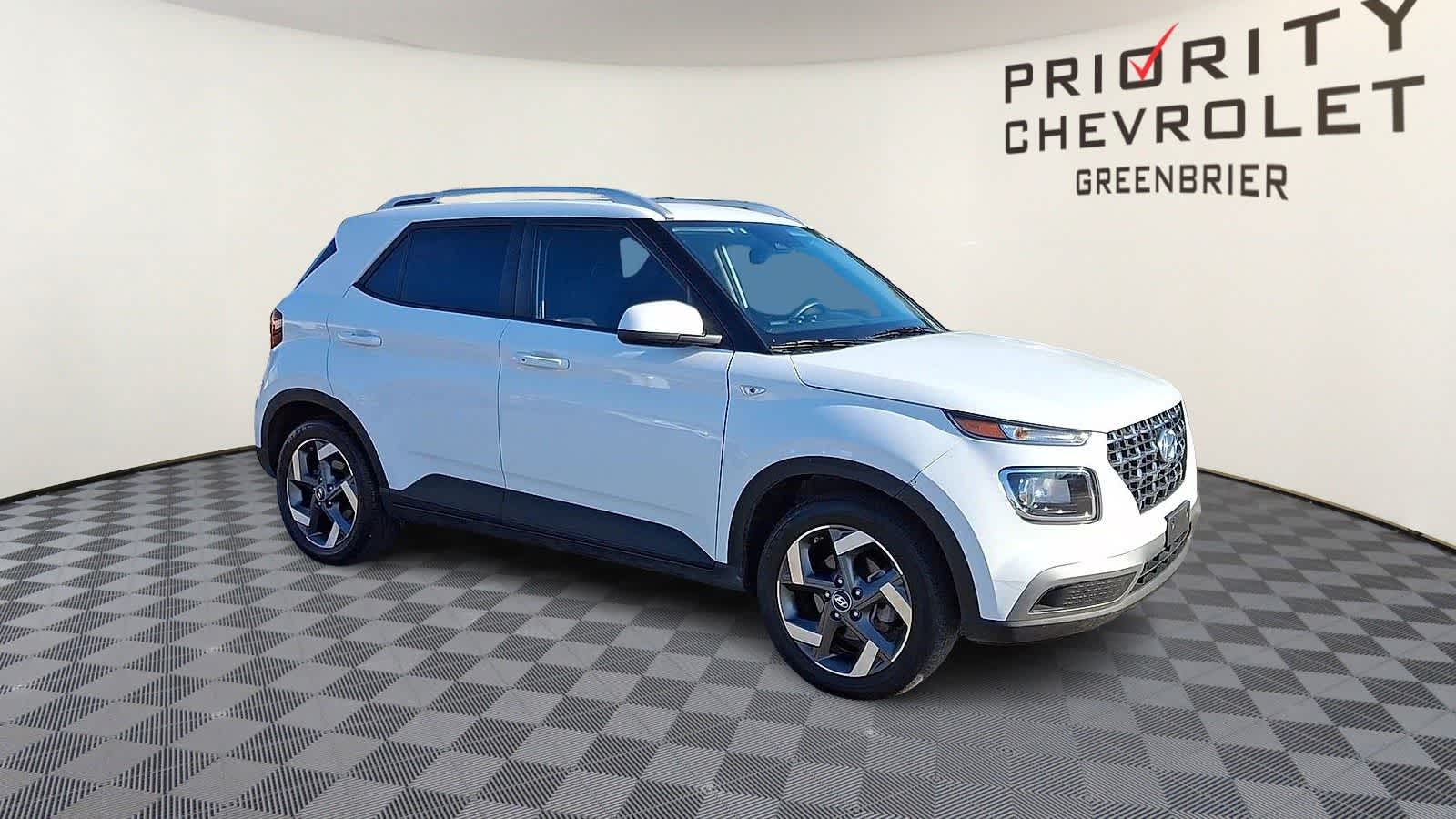 Thumbnail: 2024 Hyundai Venue - 2