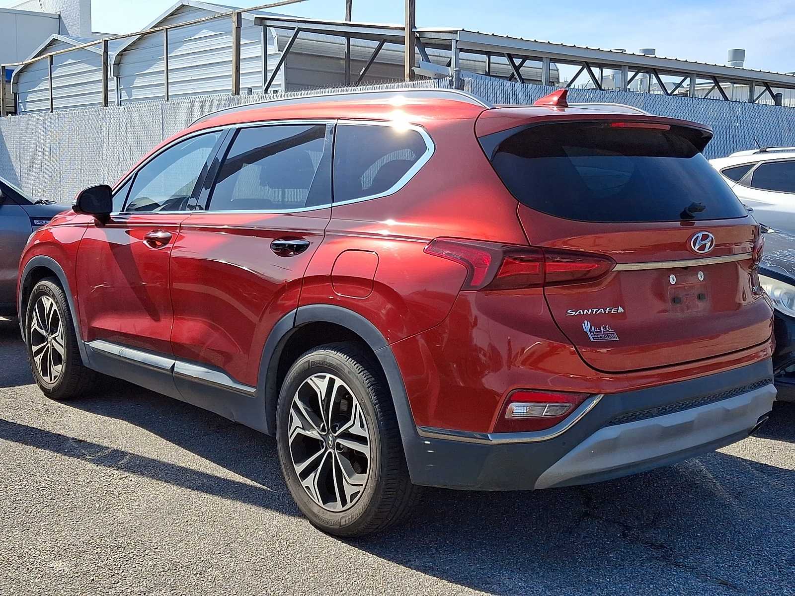 Thumbnail: 2019 Hyundai Santa Fe - 4