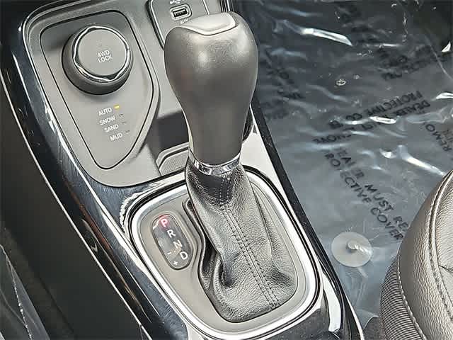 Thumbnail: 2020 Jeep Compass - 21
