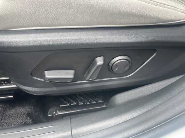 Thumbnail: 2023 Hyundai Tucson - 10
