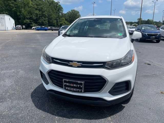 Thumbnail: 2017 Chevrolet Trax - 8