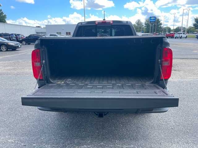 Thumbnail: 2017 Chevrolet Colorado - 24