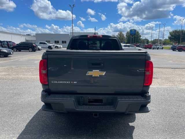 Thumbnail: 2017 Chevrolet Colorado - 4