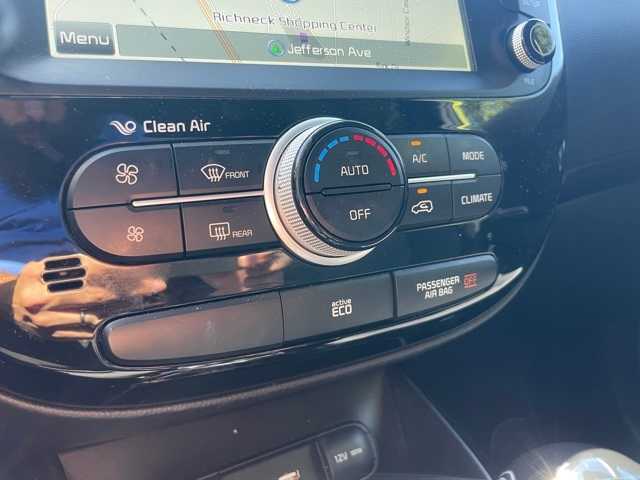 Thumbnail: 2015 Kia Soul - 20