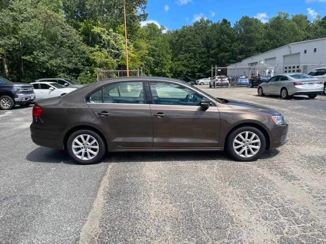 Thumbnail: 2013 Volkswagen Jetta - 6