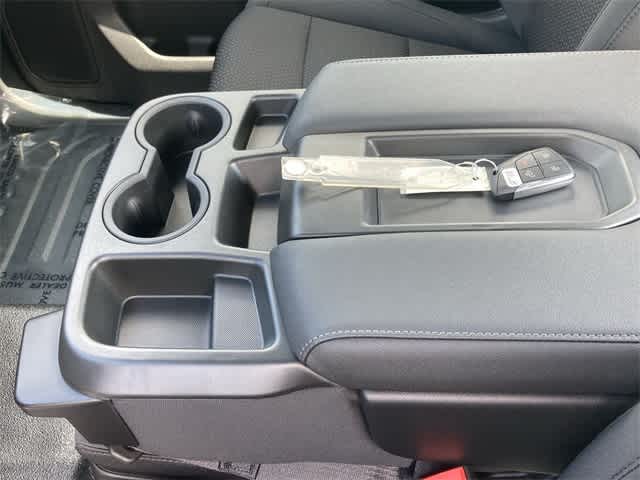 Thumbnail: 2024 Chevrolet Silverado 1500 - 21