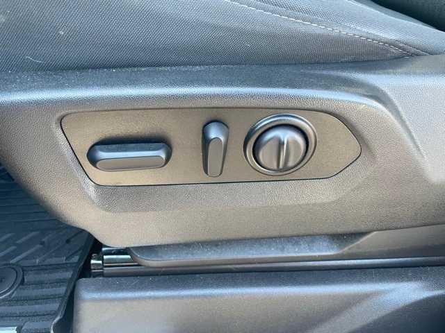 Thumbnail: 2021 Chevrolet Silverado 1500 - 11