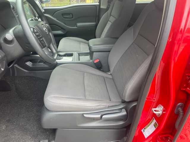 Thumbnail: 2022 Nissan Frontier - 9