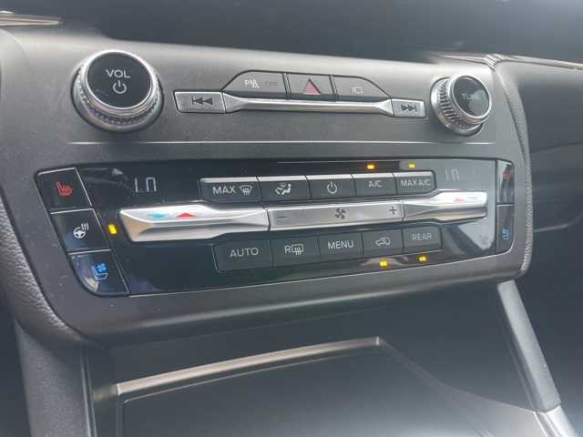 Thumbnail: 2020 Ford Explorer - 19