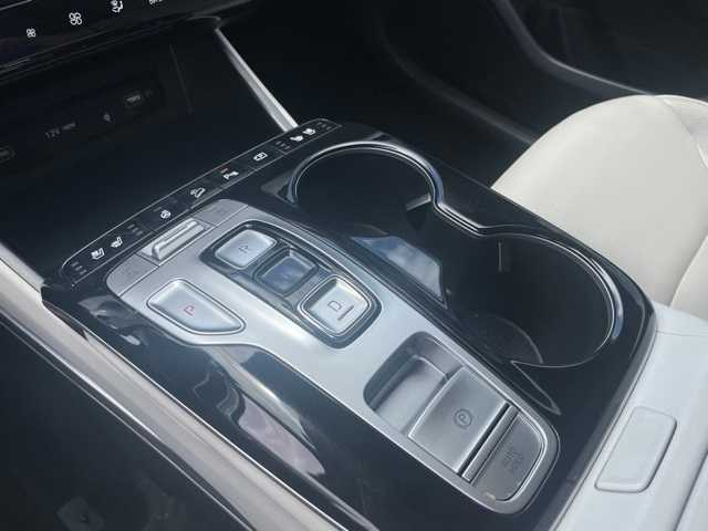 Thumbnail: 2023 Hyundai Tucson - 18