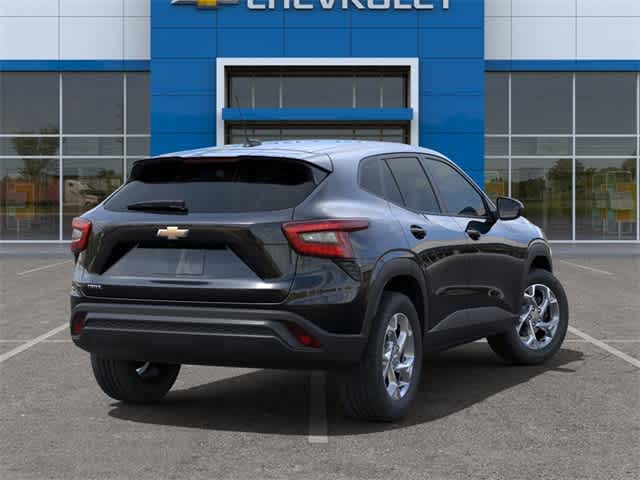 2025 Chevrolet Trax LS 4