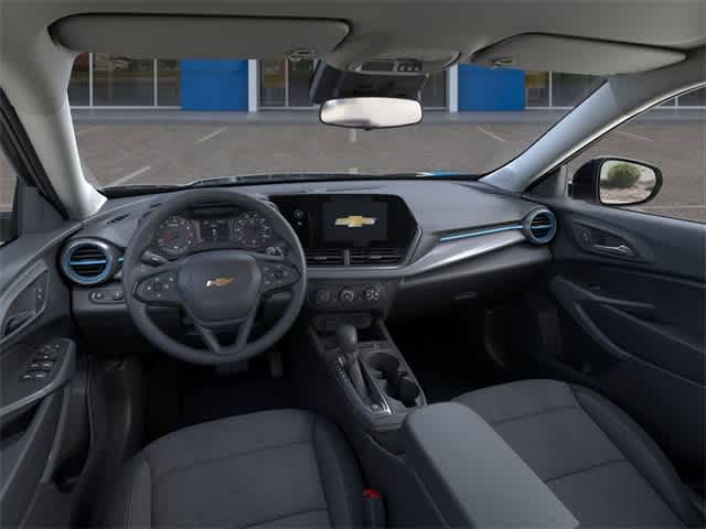 2025 Chevrolet Trax LS 15