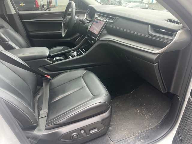 Thumbnail: 2022 Jeep Grand Cherokee - 9