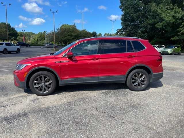 Thumbnail: 2022 Volkswagen Tiguan - 5