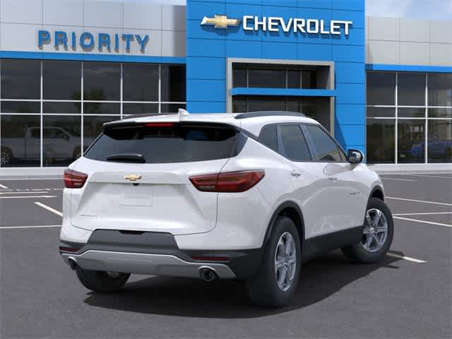 Thumbnail: 2025 Chevrolet Blazer - 4