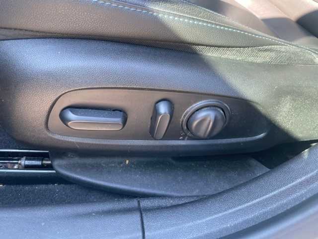 Thumbnail: 2019 Chevrolet Volt - 11