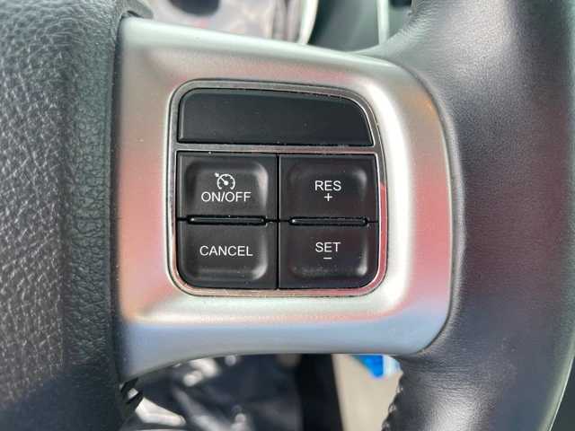 Thumbnail: 2015 Dodge Grand Caravan - 15