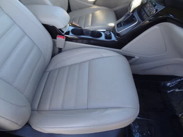 Thumbnail: 2017 Ford C-Max - 16