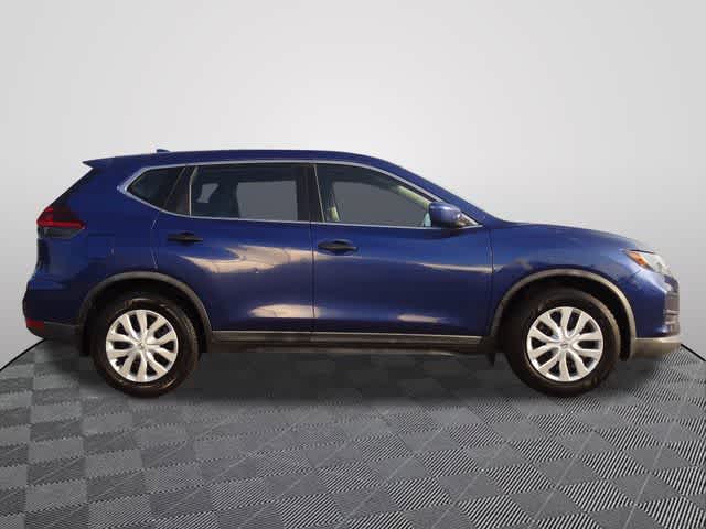Thumbnail: 2018 Nissan Rogue - 3
