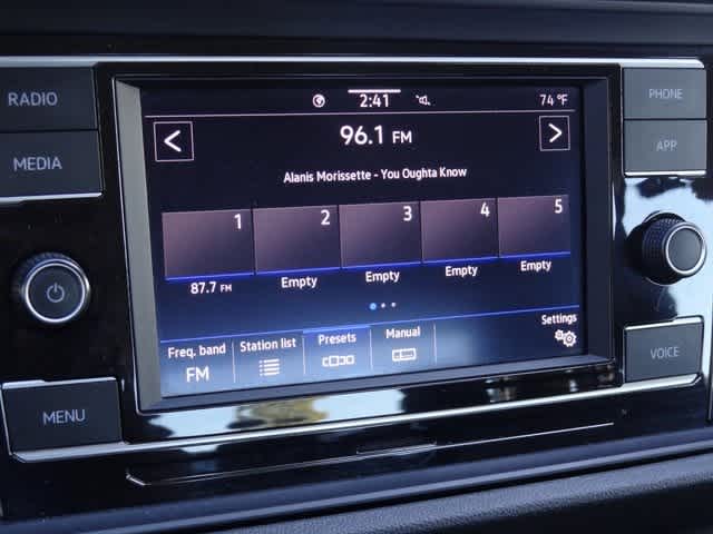 Thumbnail: 2024 Volkswagen Jetta - 22