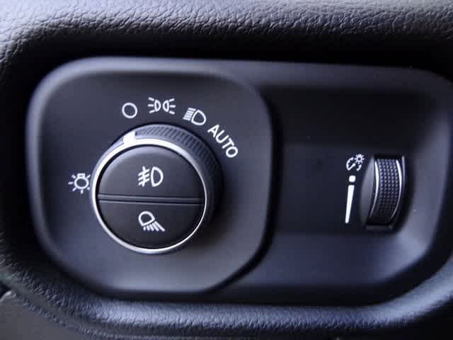 Thumbnail: 2023 RAM 1500 - 14