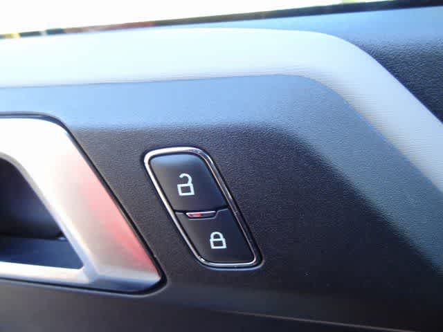 Thumbnail: 2022 Ford Bronco - 14