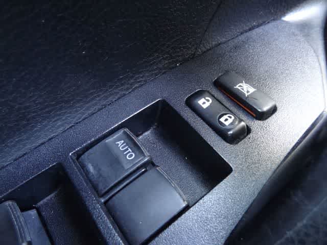 Thumbnail: 2016 Toyota Corolla - 13