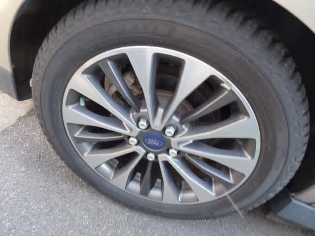 Thumbnail: 2017 Ford C-Max - 14