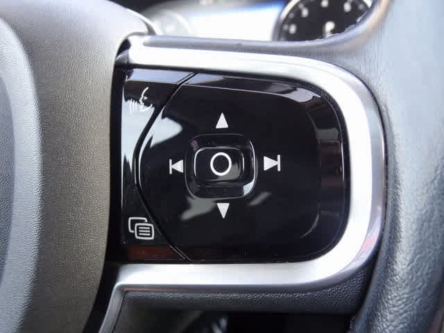 Thumbnail: 2018 Volvo XC90 - 23