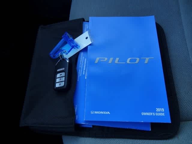 Thumbnail: 2019 Honda Pilot - 27