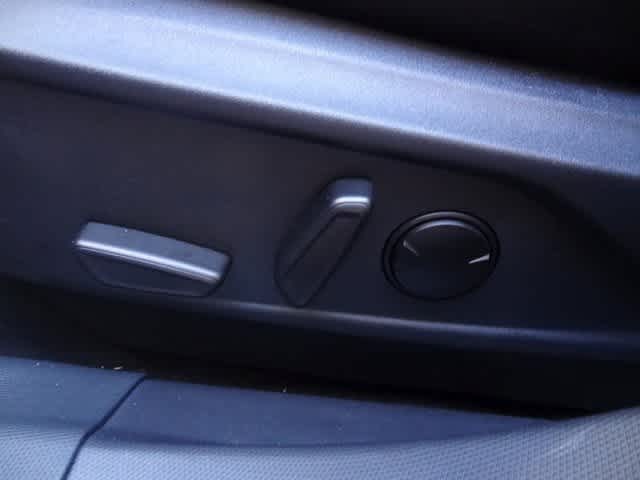 Thumbnail: 2021 Ford Mustang Mach-E - 8