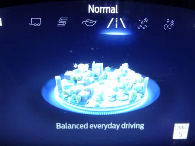 Thumbnail: 2025 Ford Explorer - 42