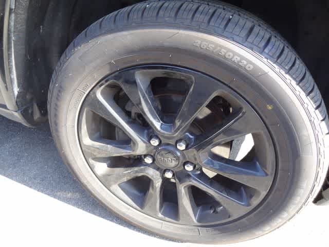 Thumbnail: 2018 Jeep Grand Cherokee - 10