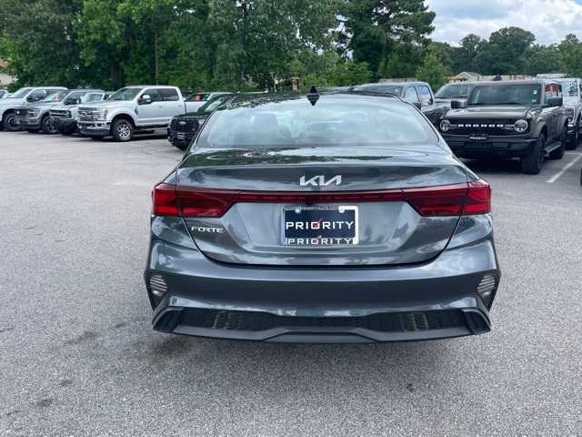 2023 Kia Forte LXS 4