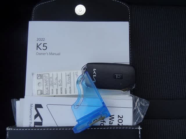 Thumbnail: 2022 Kia K5 - 32