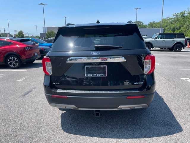 Thumbnail: 2021 Ford Explorer - 4
