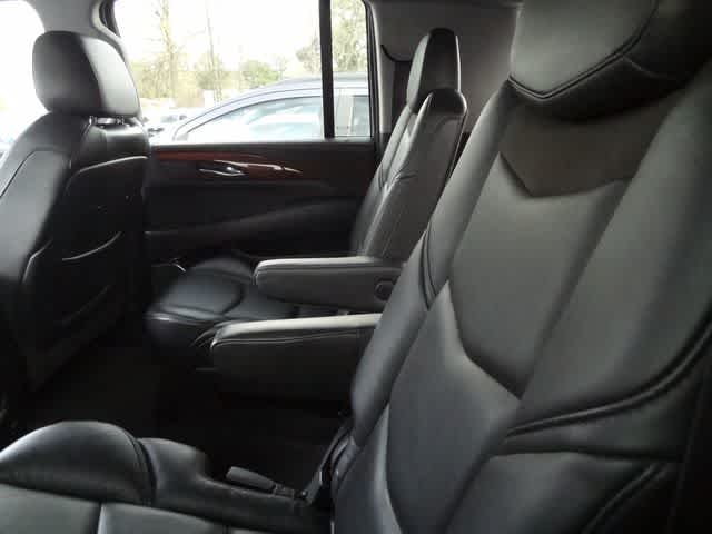 Thumbnail: 2016 Cadillac Escalade - 9