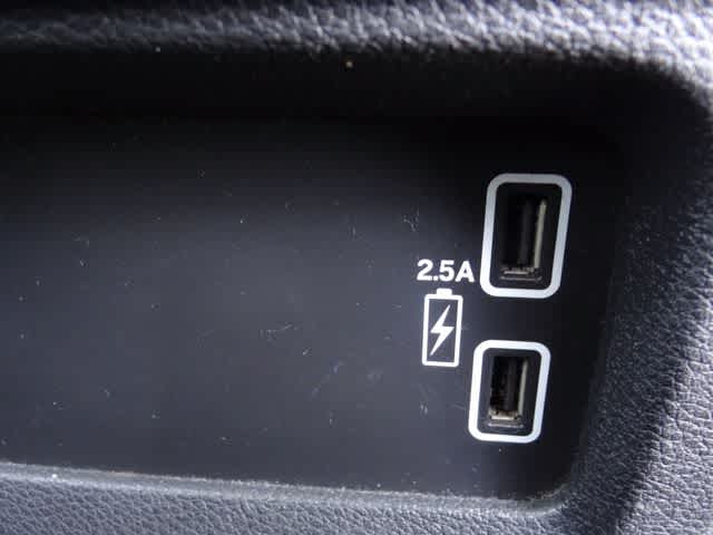 Thumbnail: 2019 Honda Pilot - 16