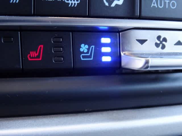 Thumbnail: 2023 Ford Expedition - 34