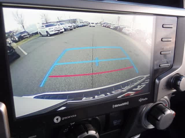 Thumbnail: 2020 Toyota 4Runner - 23