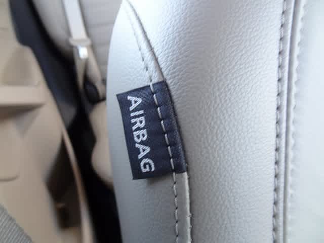 Thumbnail: 2017 Ford C-Max - 18