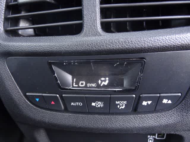 Thumbnail: 2019 Honda Pilot - 15