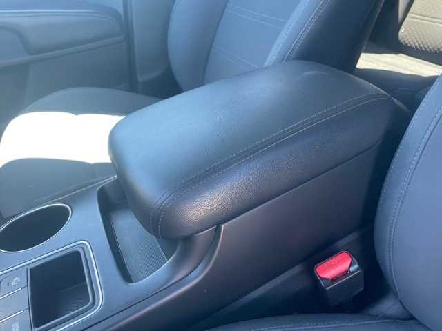 Thumbnail: 2016 Kia Sorento - 23