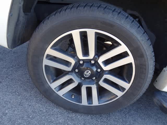 Thumbnail: 2018 Toyota 4Runner - 12