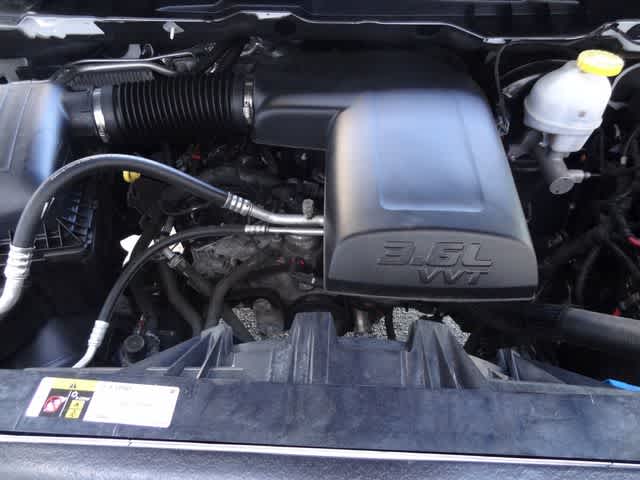 Thumbnail: 2024 RAM 1500 Classic - 31