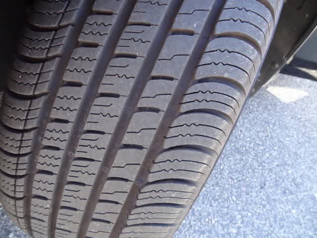 Thumbnail: 2023 Kia Forte - 28