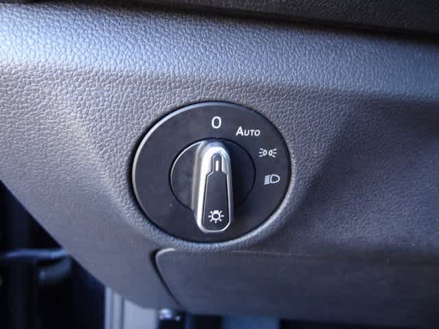 Thumbnail: 2024 Volkswagen Jetta - 17