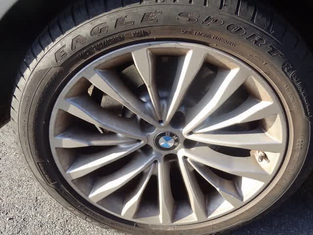 Thumbnail: 2023 BMW 5 Series - 11